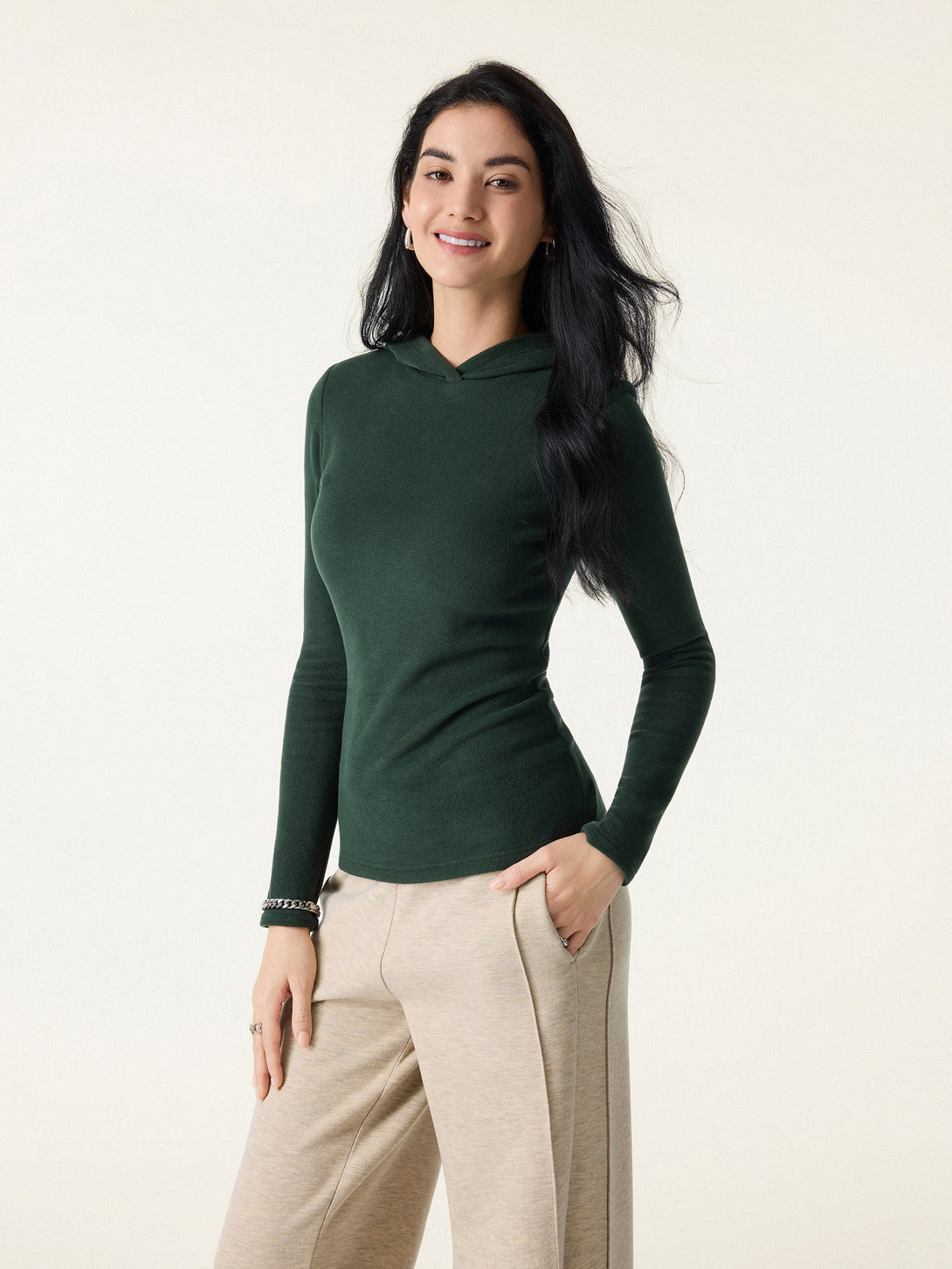 MaxWarm Slim Fitted Pullover Hoodie Brami