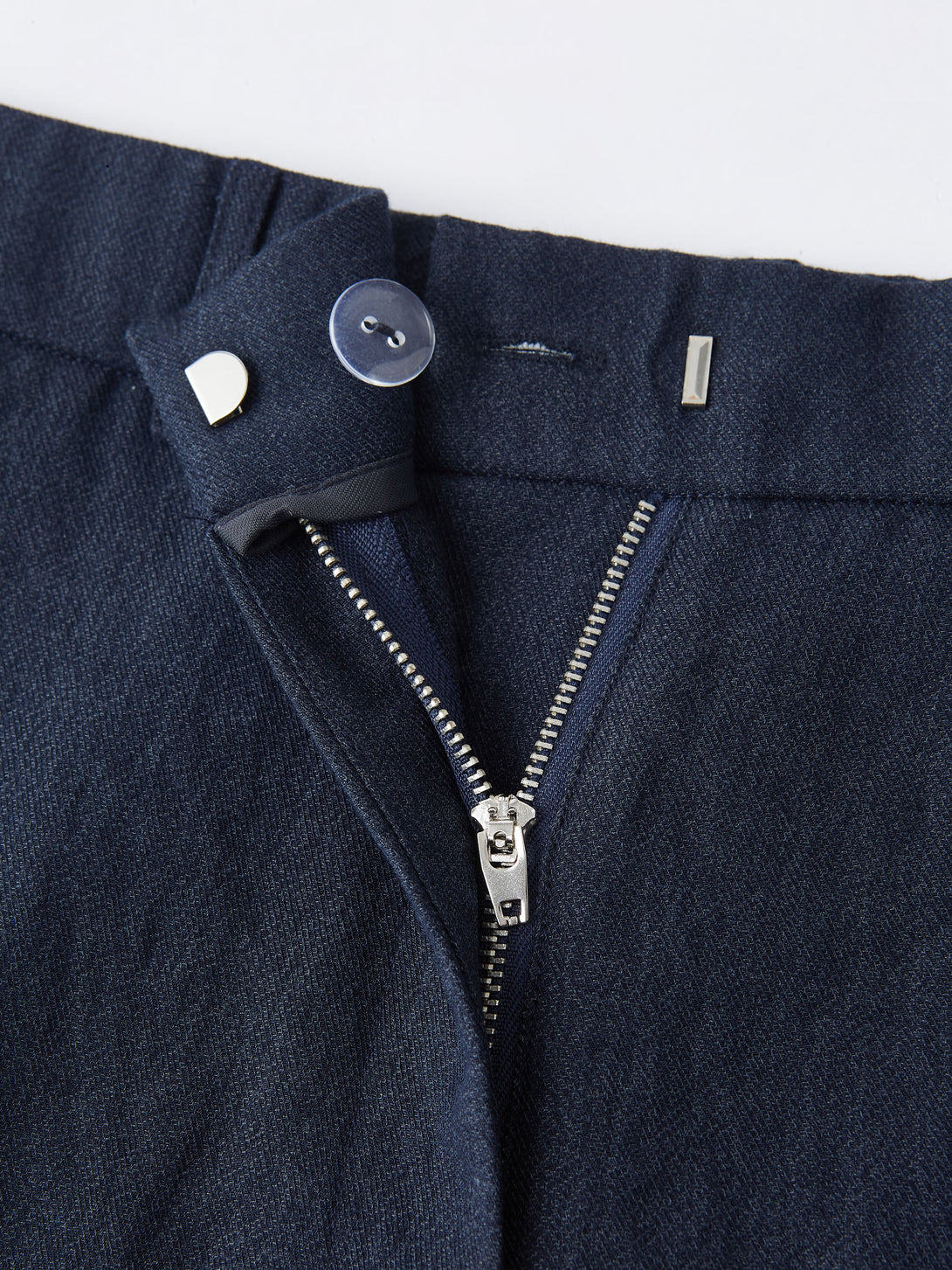 Mid Rise Flared Pant with Pockets