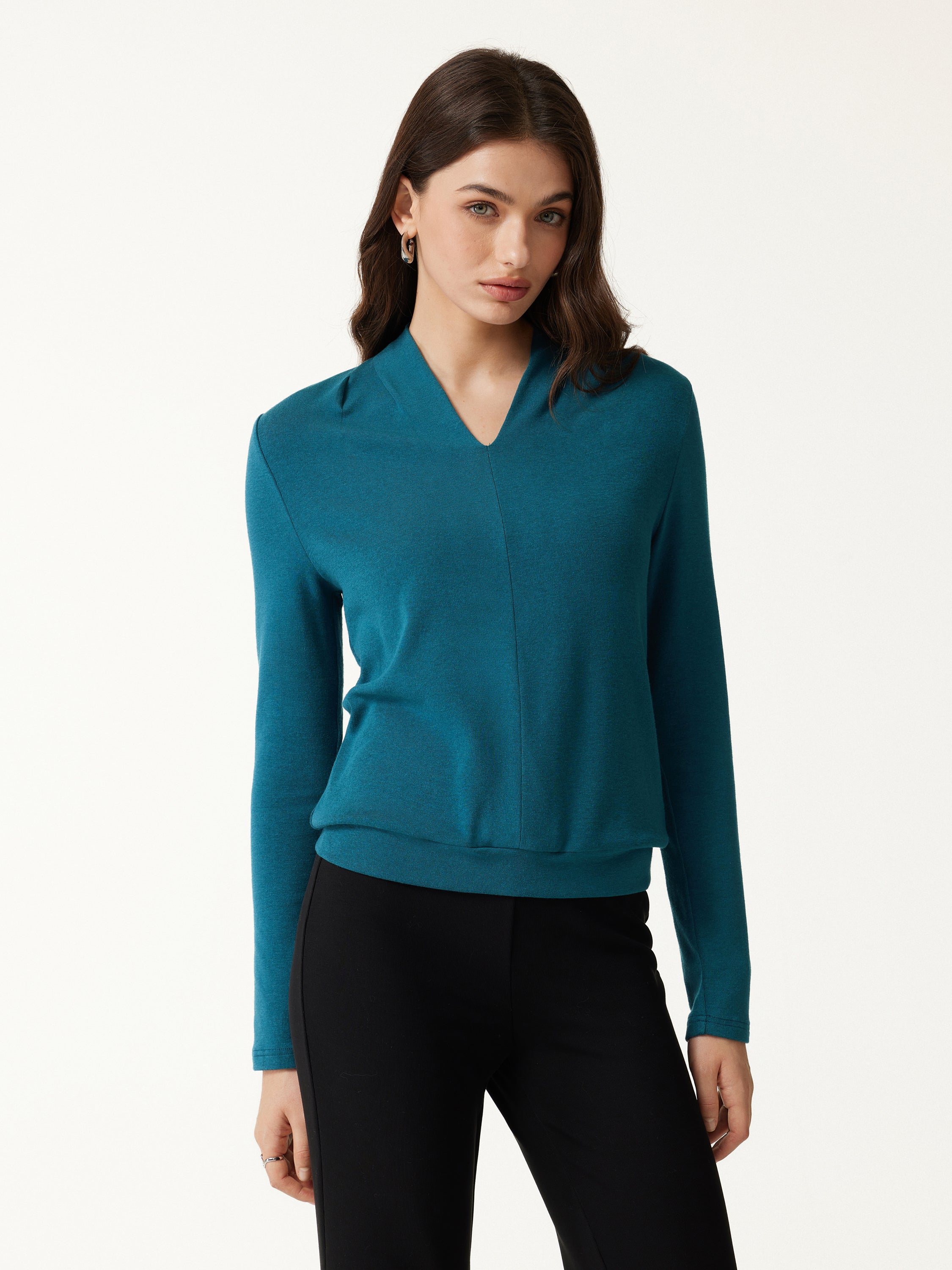 トップス EM-V053985 OGL Eco-Mousse® V-Neck Long Sleeve Tucked Shoulder Top – OGLmove
