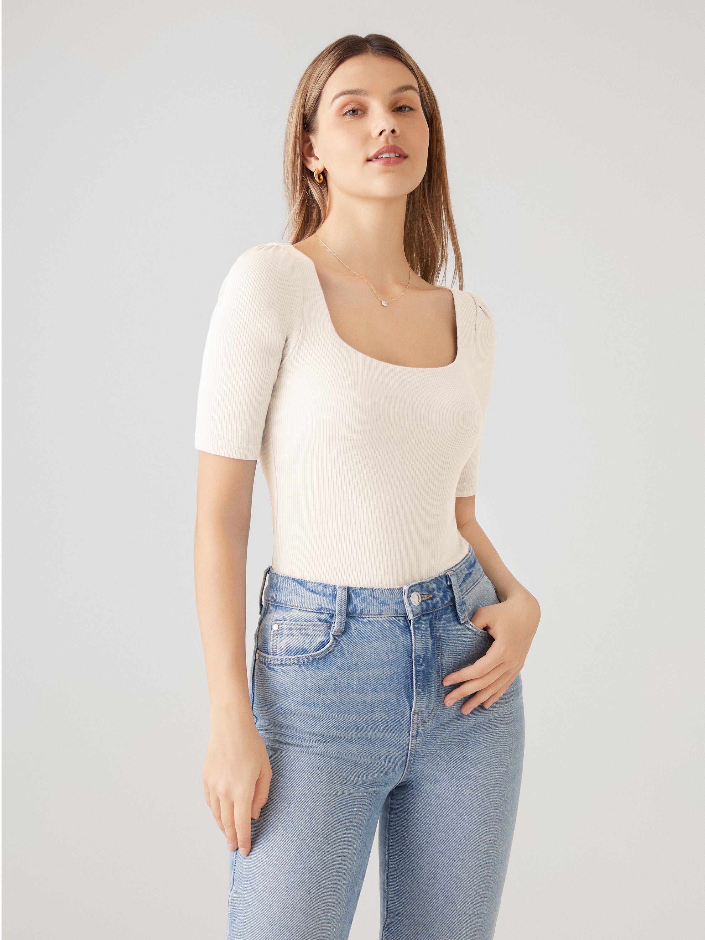 Puff Sleeve Sqaure Neck Top