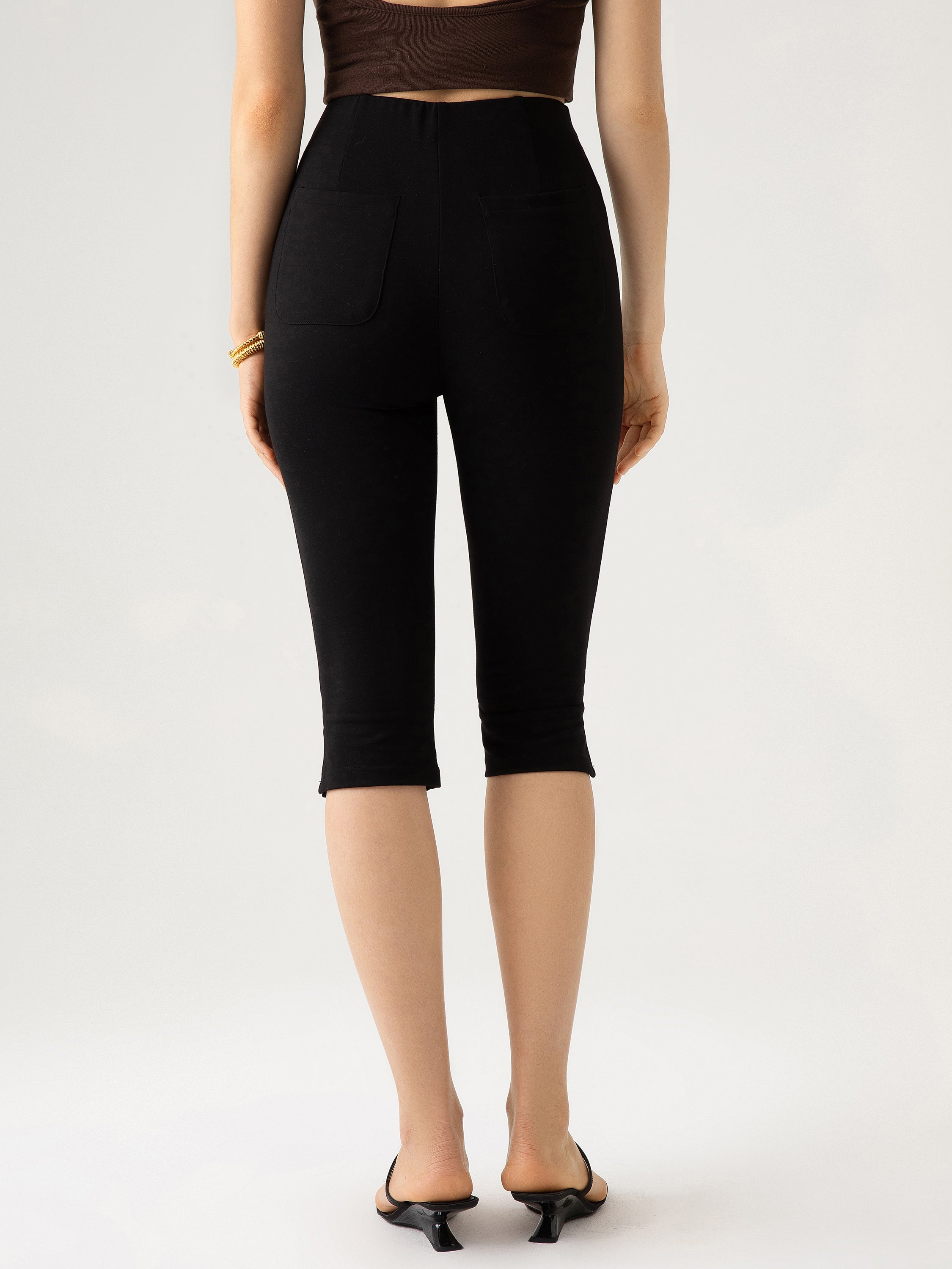 Easy Pull-On Capri - Black