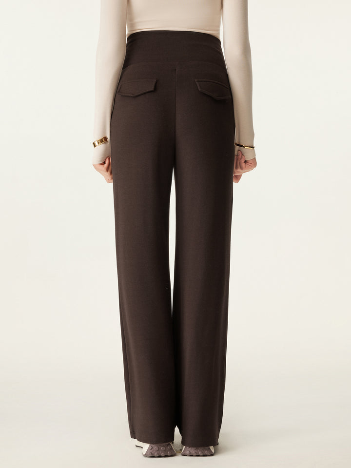 wide waistband pintuck pants from back view