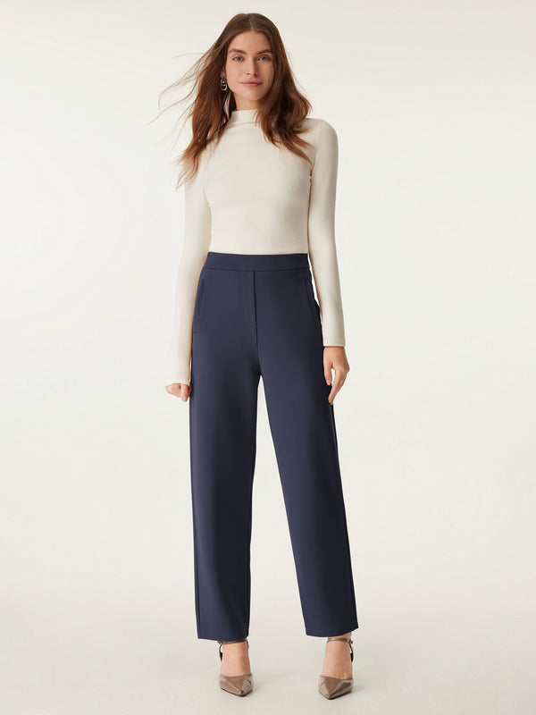 High Waisted Side Pocket Tapered Pant