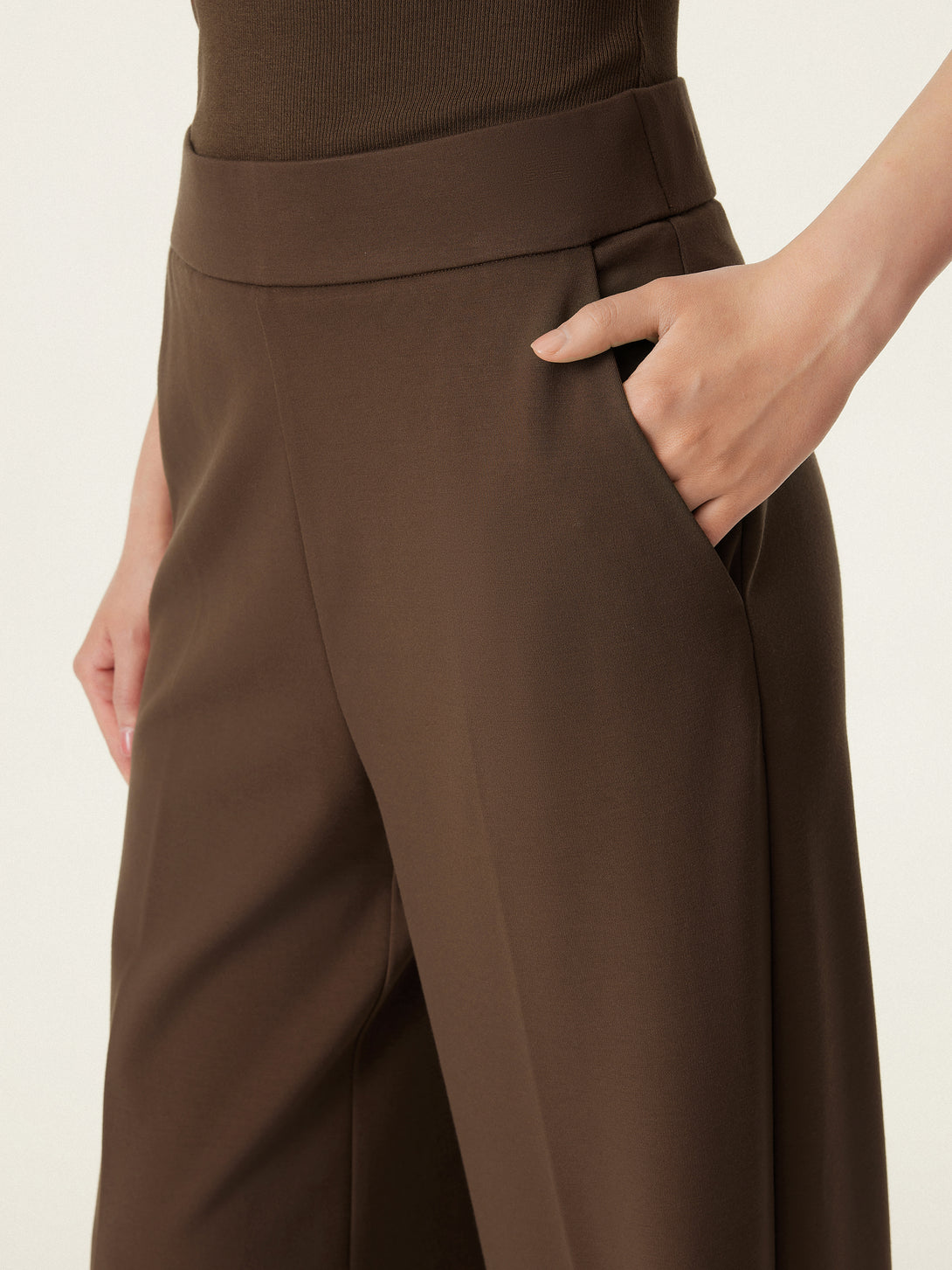 High Rise Wide Leg Trouser with Pockets