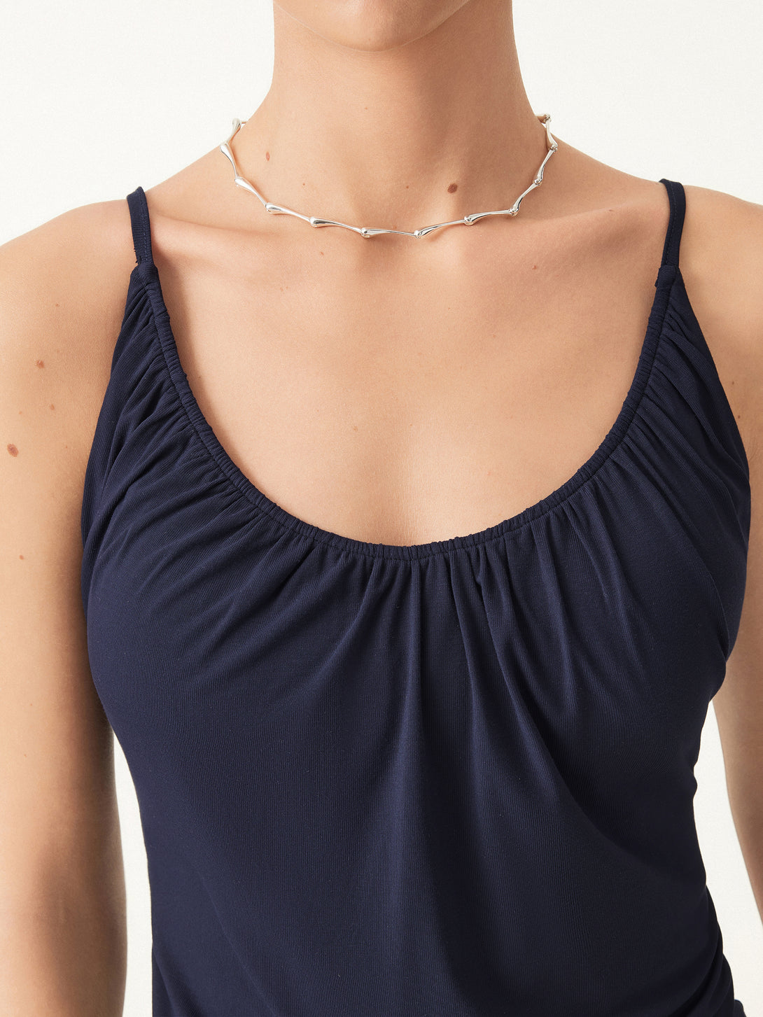 2Pcs Set Hip Length Scoop Neck Gathered Spaghetti Brami Top