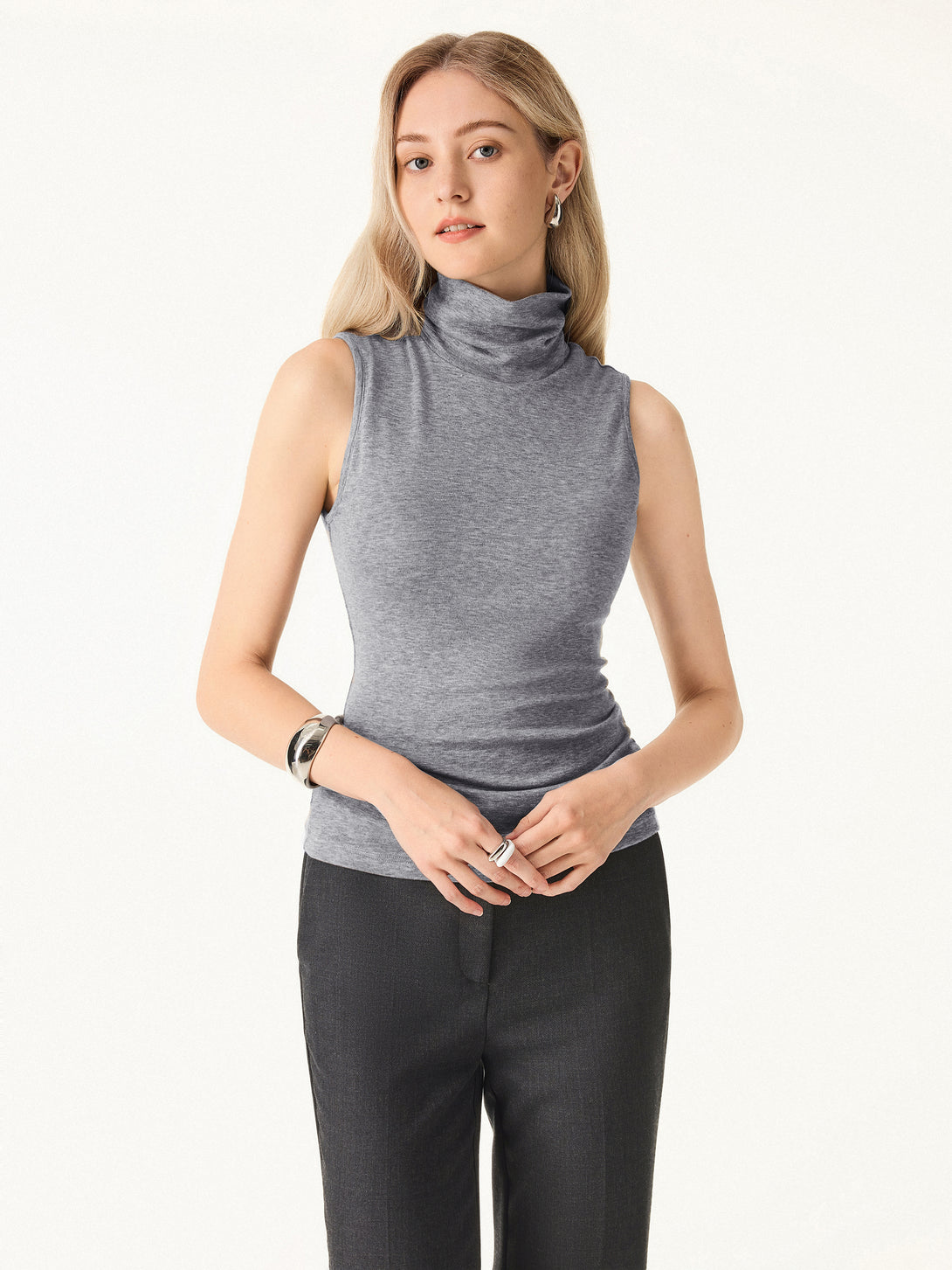 Lyocell Cashmere Sleeveless Turtleneck Brami
