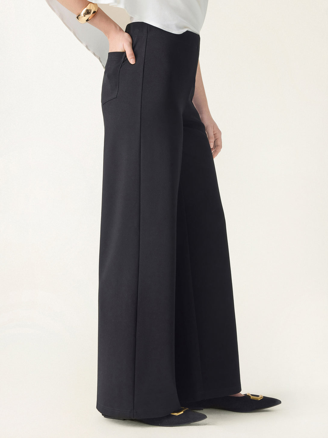 Tummy-Smooth Wide Leg Pull-on Pants with Pockets