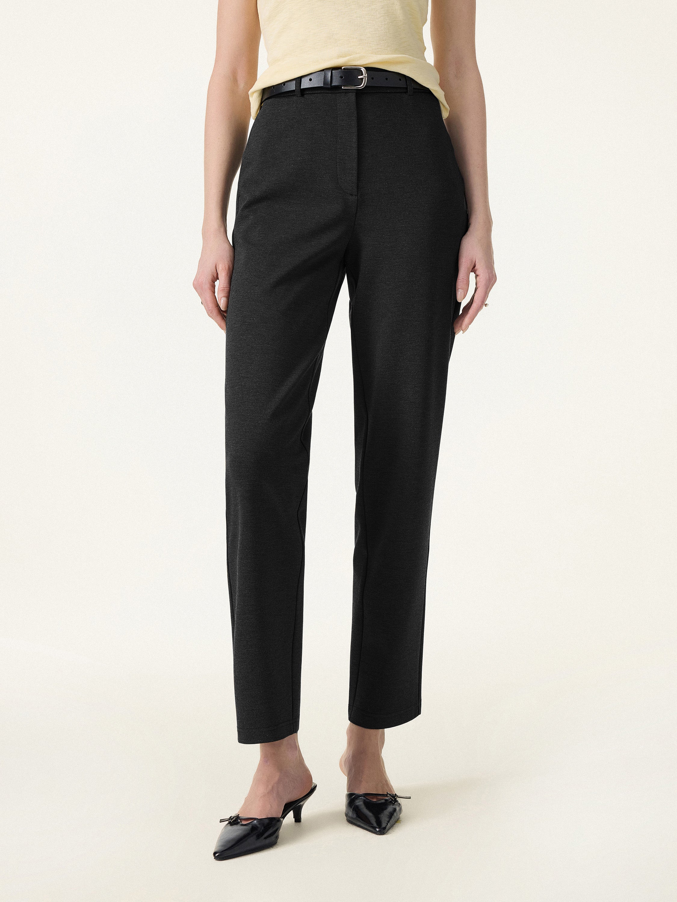 4 Way Stretch High Rise Tapered Leg Pant Pockets
