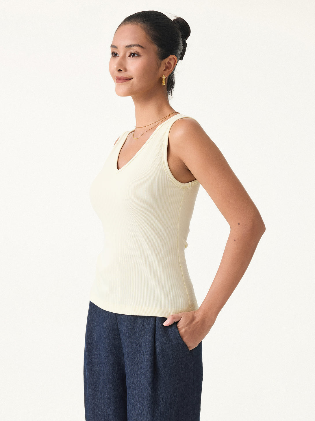 V-neck Sleeveless Brami Tank