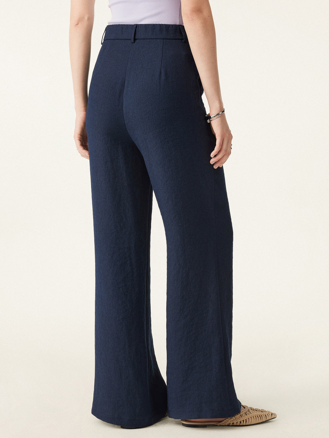 Mid Rise Flared Pant with Pockets