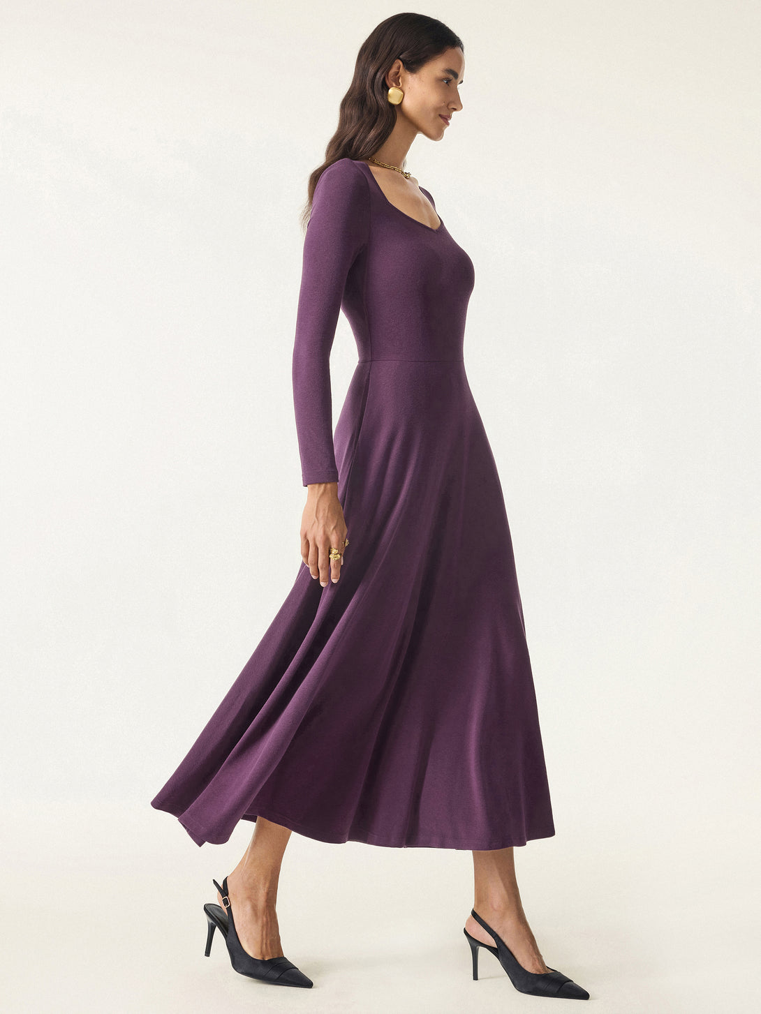 LiteWarm Flowy Diamond Neck Maxi Brami Dress with Pockets