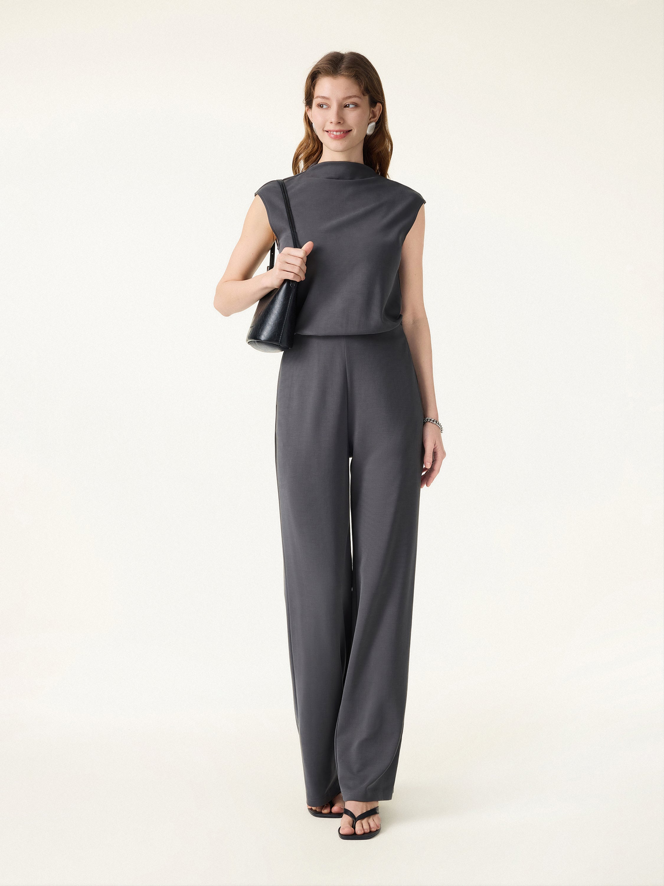 OGL Lightweight Wrinkle Resistant Easy On Off Travel Friendly