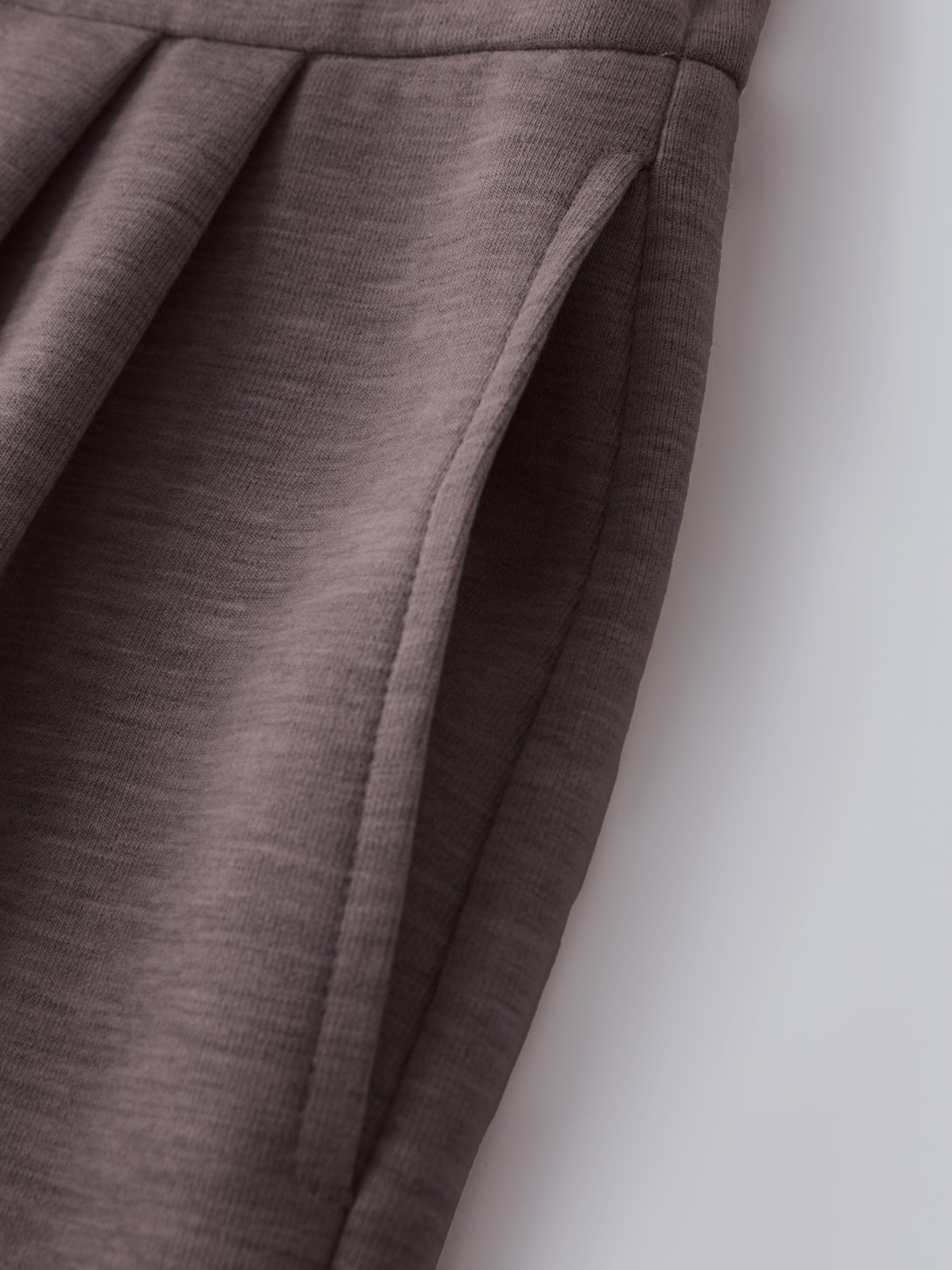 Cozy High Rise Wide Leg Tucked Pull-on Pants with Pockets