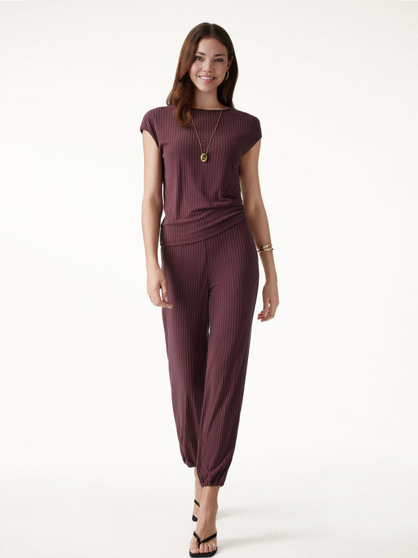 OGLmove 2Pcs Set Wrinkle-Free Cap Sleeve Top & Mid-Rise Cropped Pants