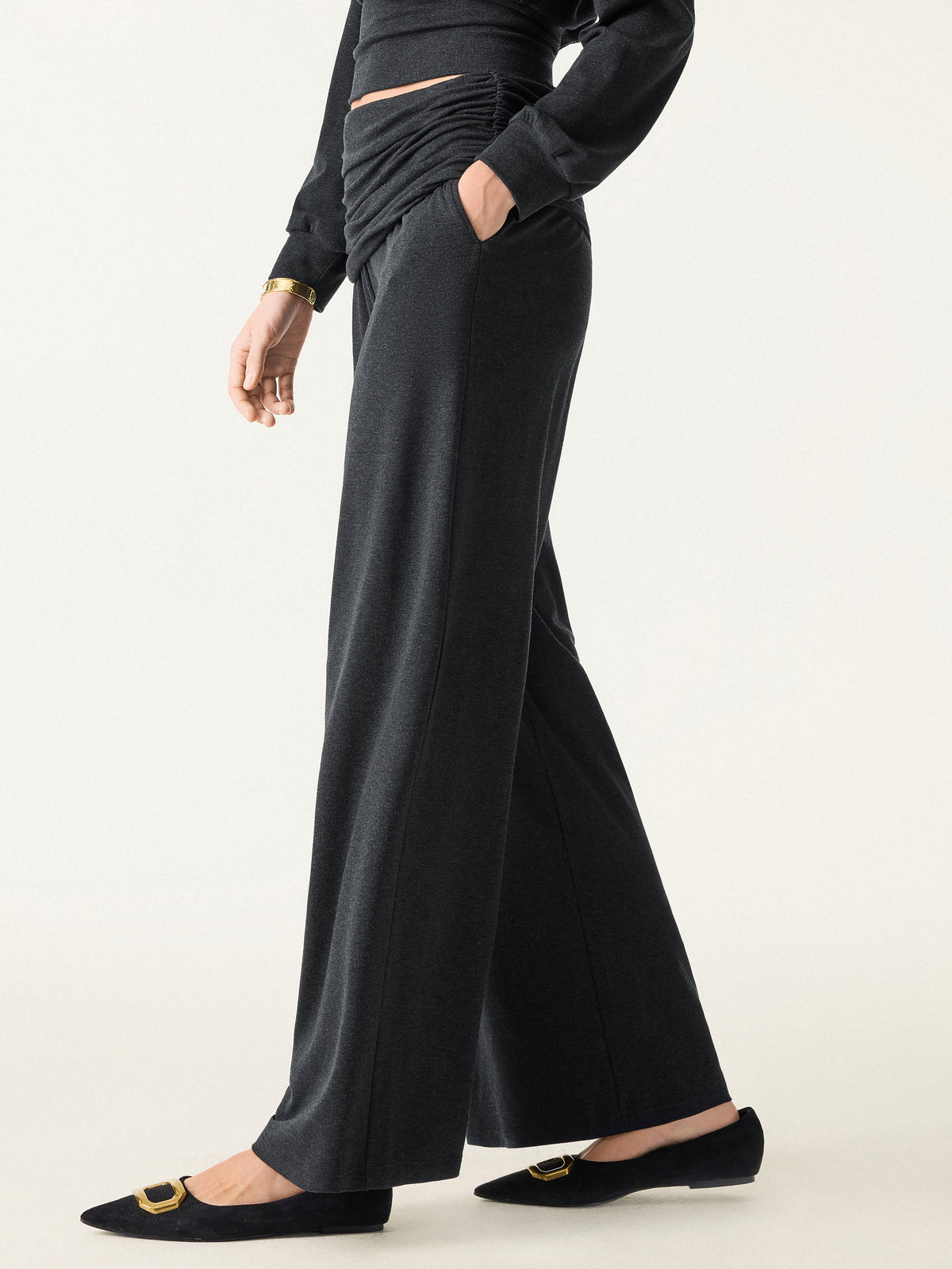 Non Itchy Wool Blend Drapey Wide Leg Pull on Pants Pockets