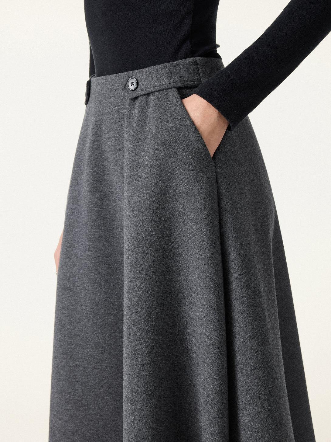 Cozy Warm Tailored Midi Circle Skirt with Pockets