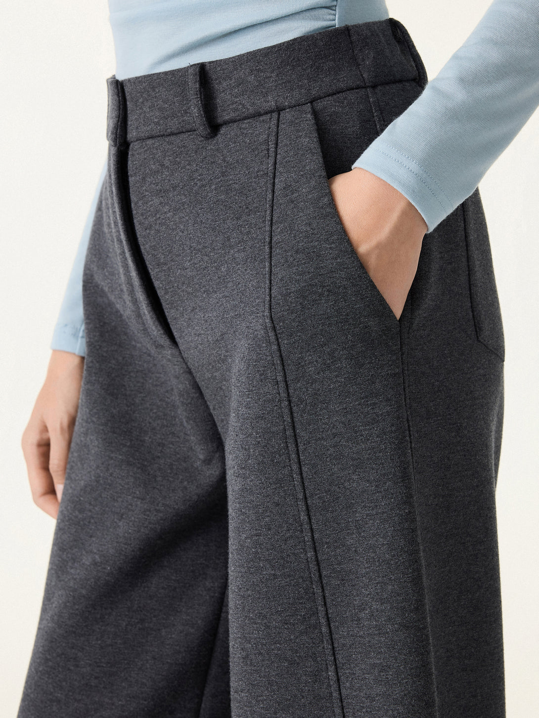 Stretch Mid Rise Barrel Leg Knit Pants with Pockets