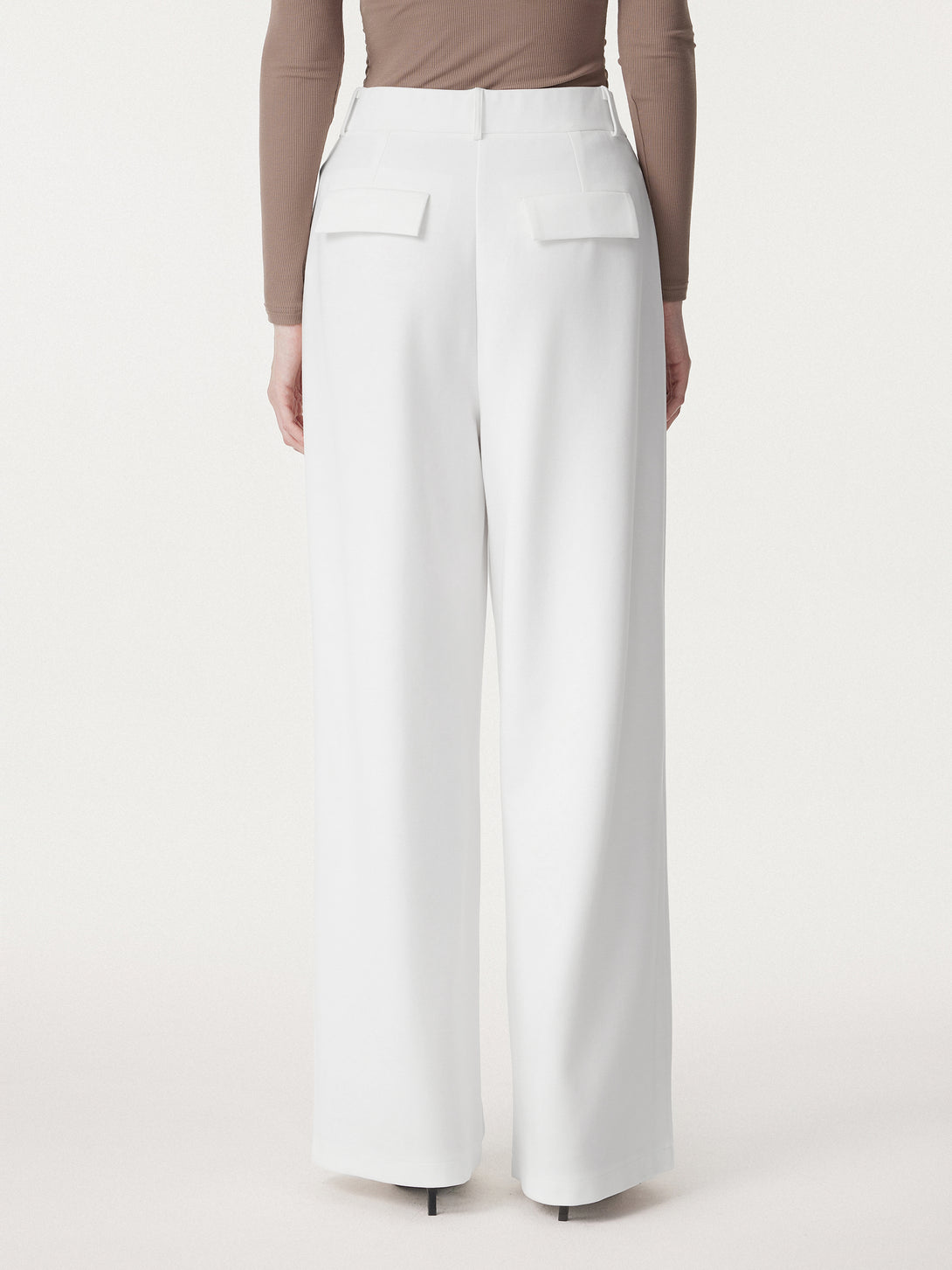 2Pcs Set High Tie Neck Brami Tank & Non-sheer Mid Rise Trouser with Pockets