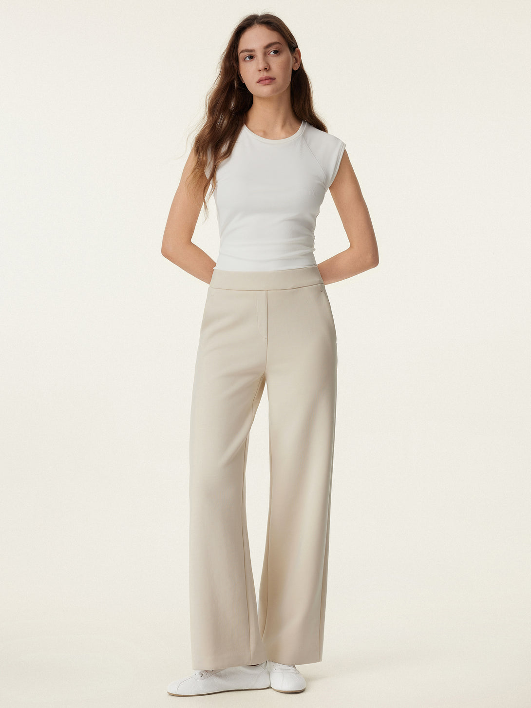 Textured Mid Rise Pull-on Straight Pant with Pockets