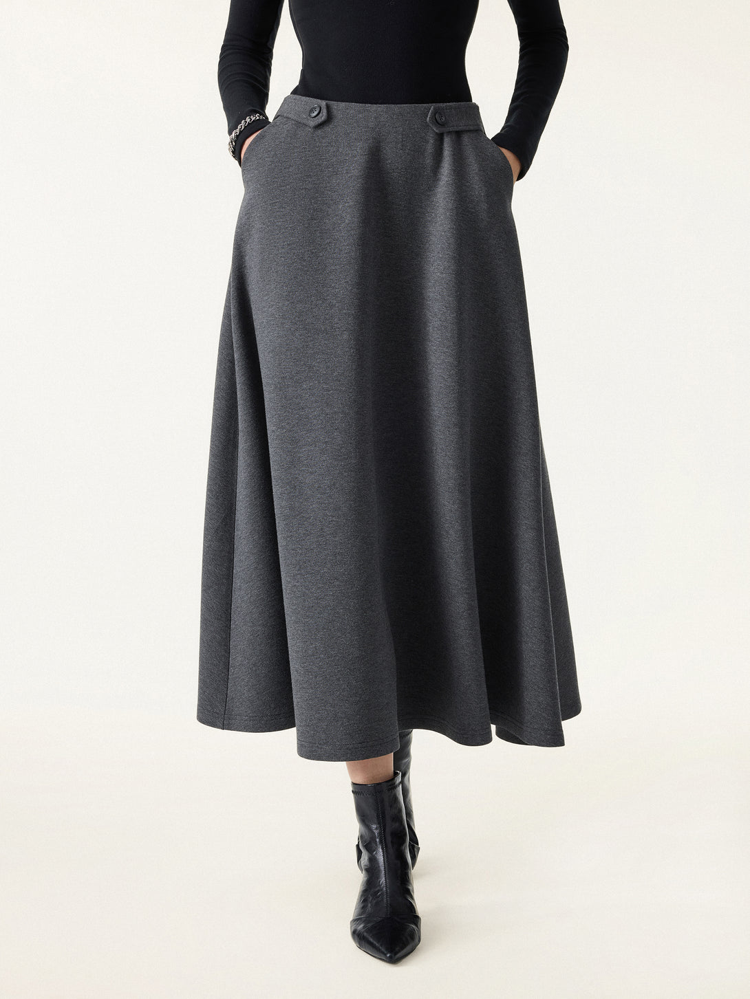 Cozy Warm Tailored Midi Circle Skirt with Pockets
