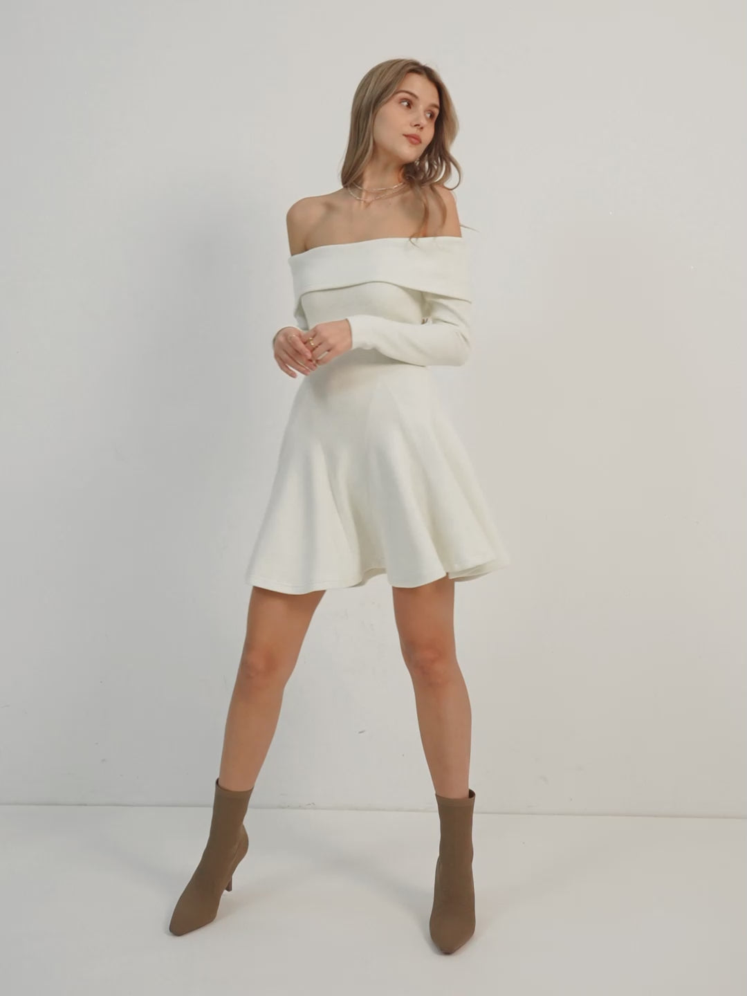 Cashsoft Long-Sleeve Off-The-Shoulder Brami Flounce Dress - Off White