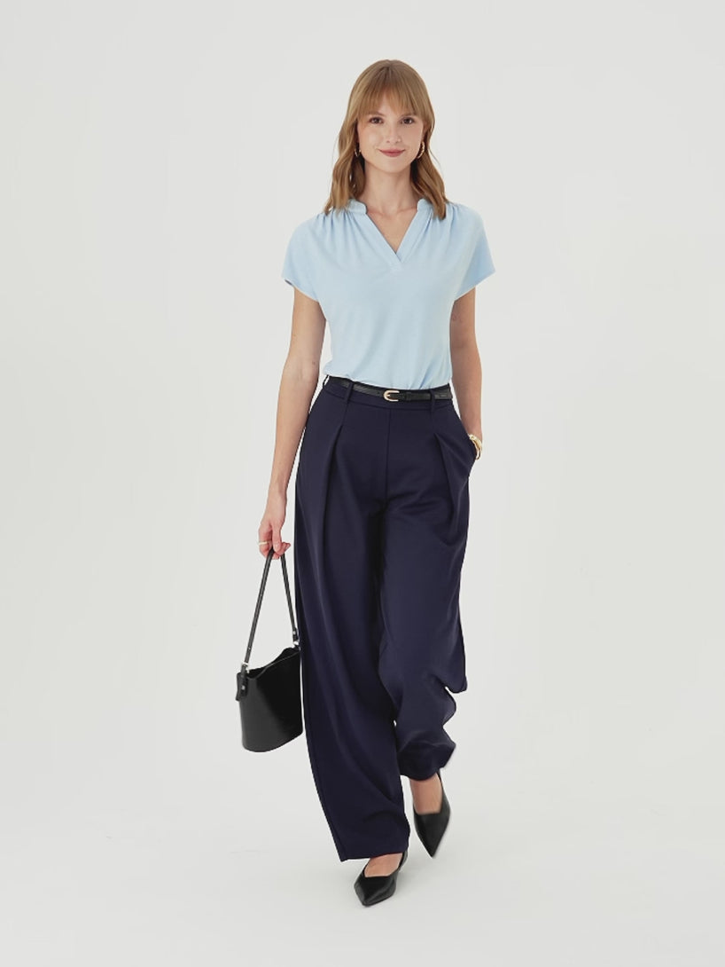 OGLmove Eco-Mousse® Collared V-Neck Top
