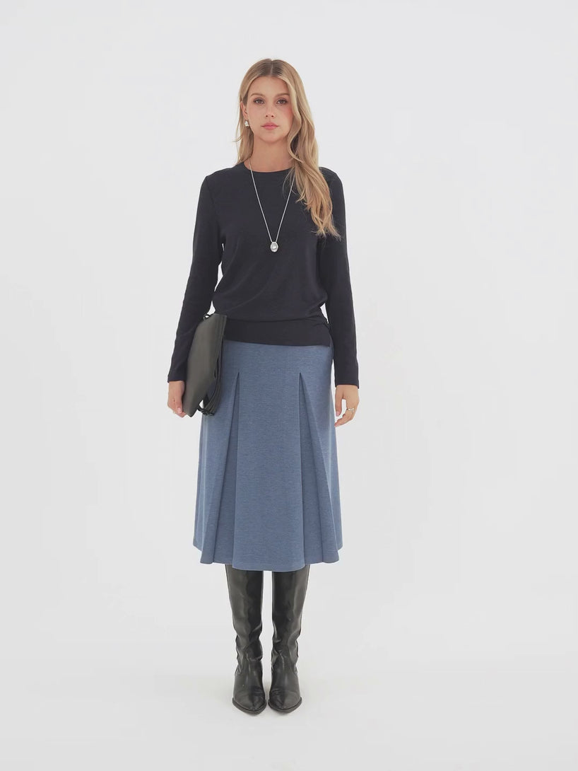 OGLmove LiteWarm Round Neck Long Sleeve Side-Slit Banded Hem Top