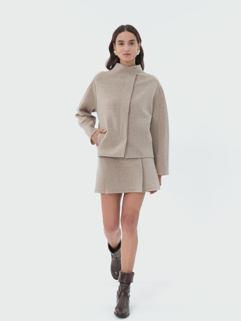 Minimalist Stand Collar Cropped Jacket with Pockets