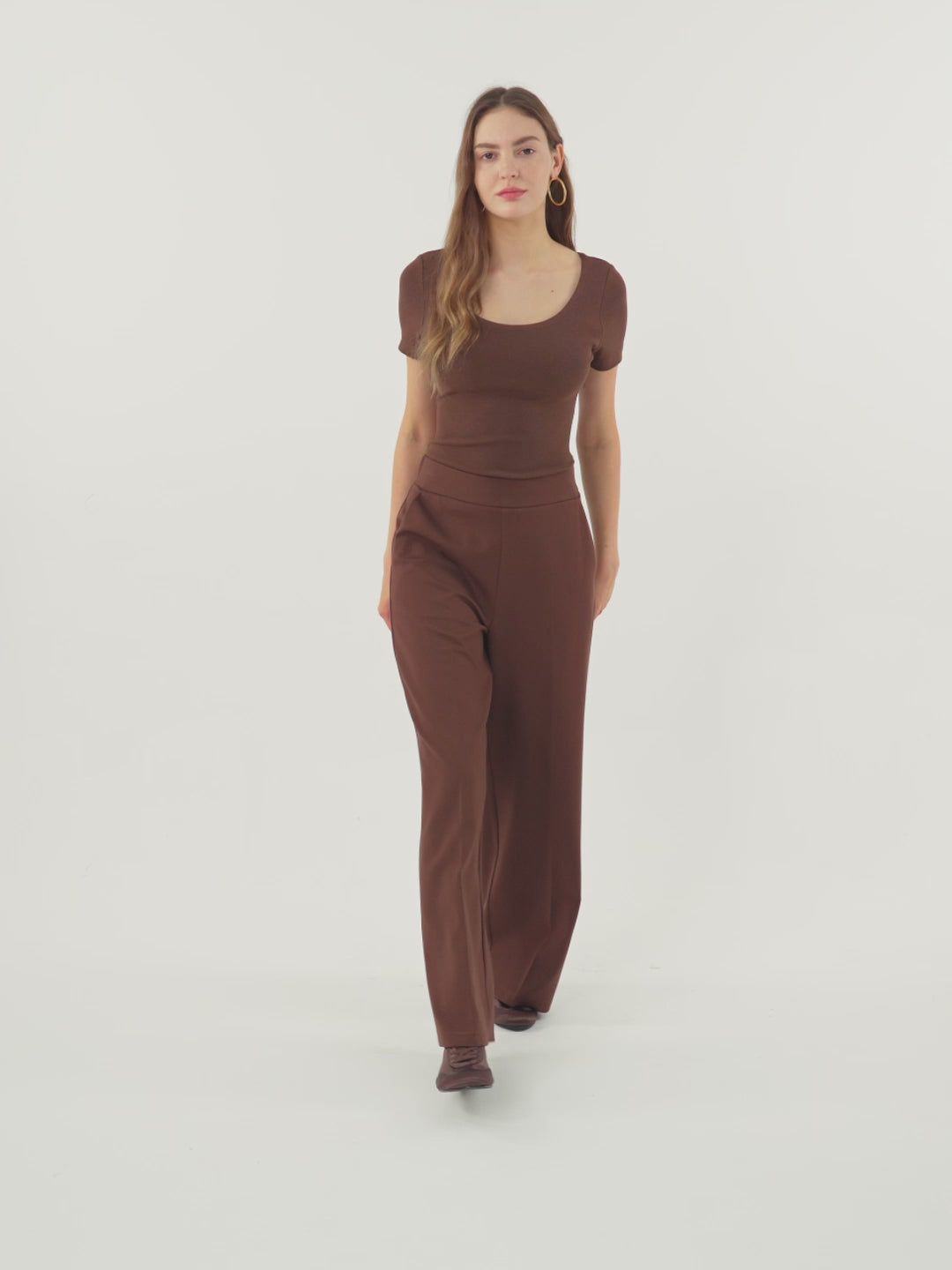 High Rise Wide Leg Trouser with Pockets