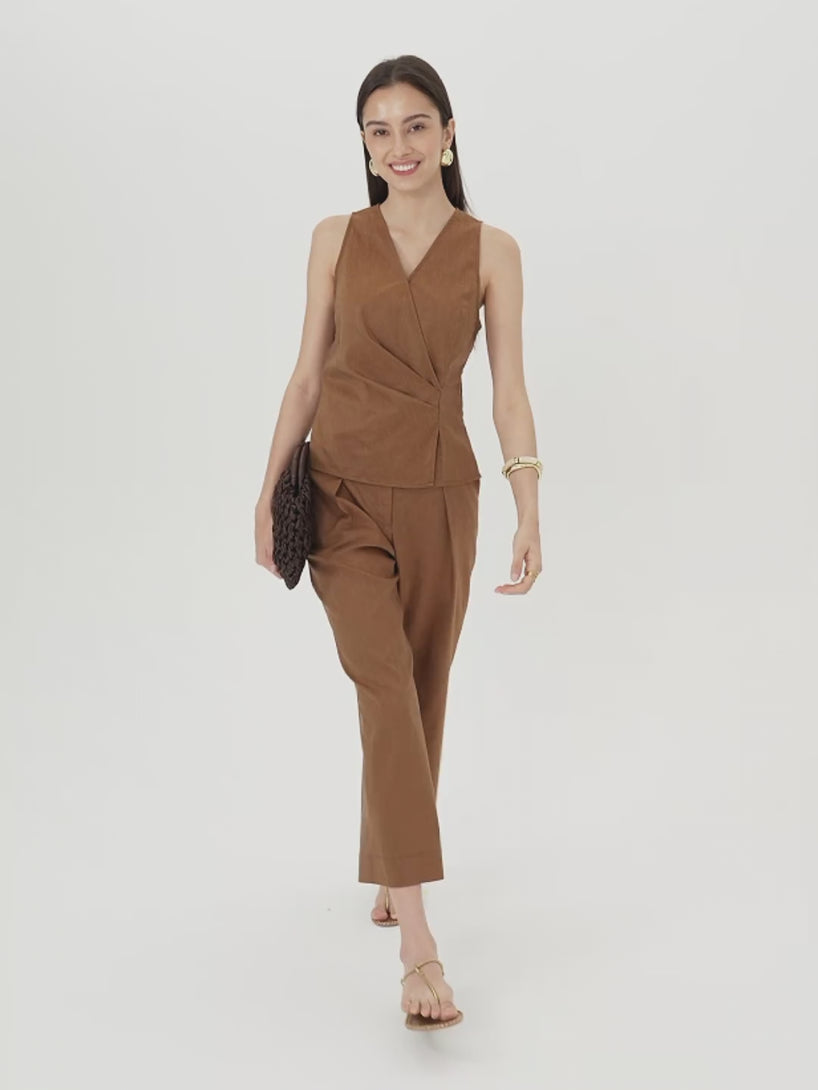 OGLmove 2Pcs Set Top with Side Twist & Cropped Wide Leg Pants