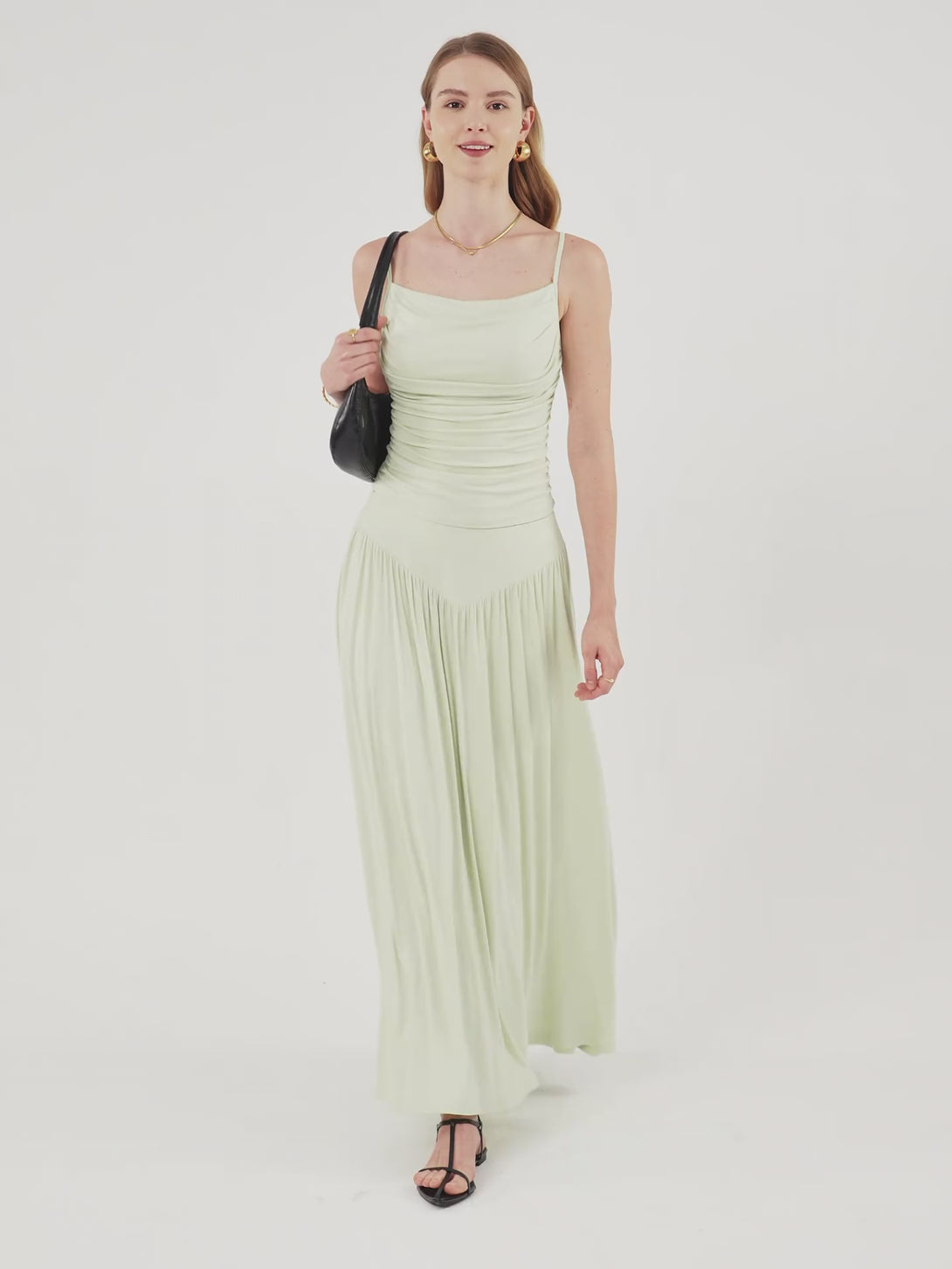 Ultrasoft V-shape Waist Gathred Maxi Circle Skirt with Pockets