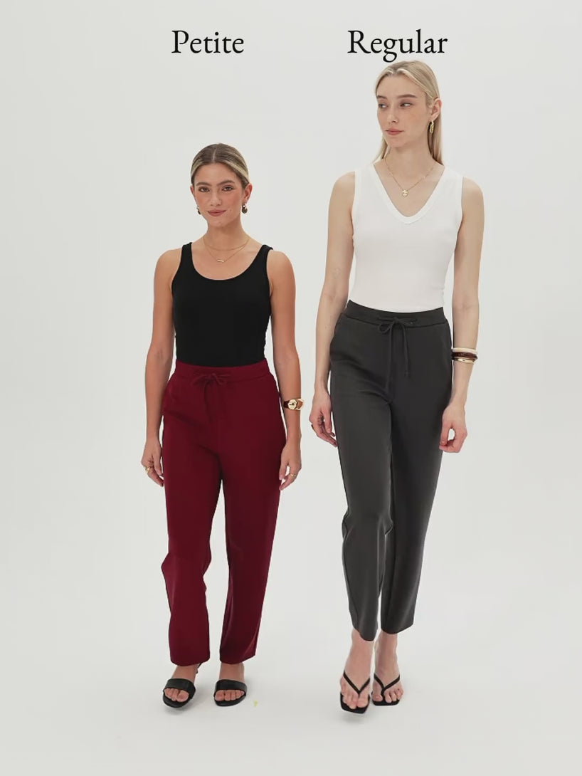 OGLmove Sandwashed Mid Rise Cropped Tapered Travel Pant with Pockets