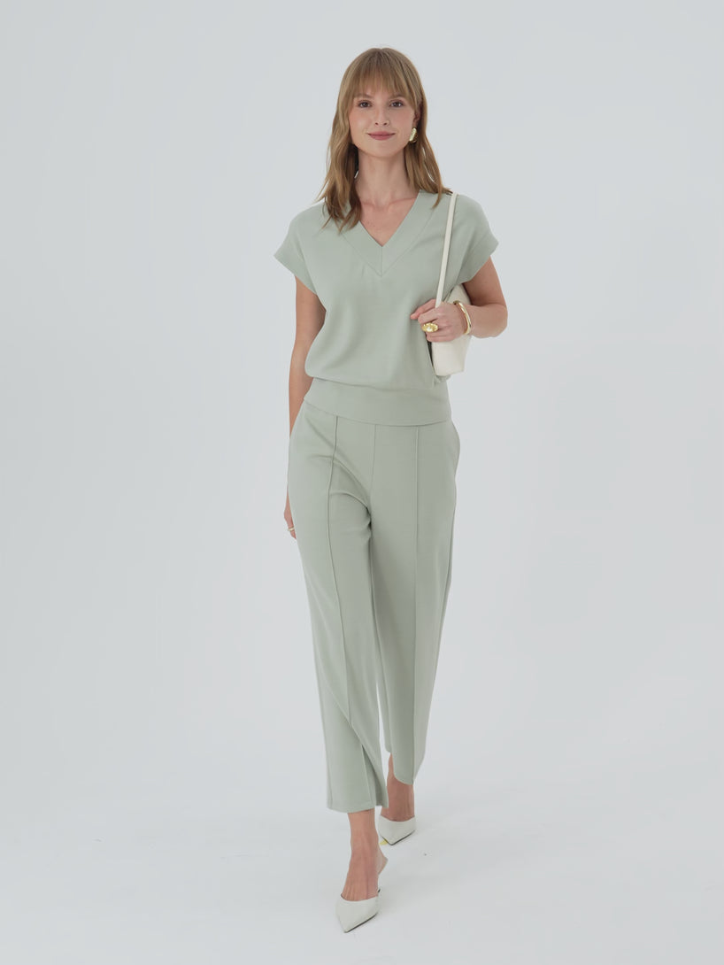 OGLmove 2Pcs Set V-Neck Short Sleeve Top & Cropped Straight-Leg Pants with Pockets